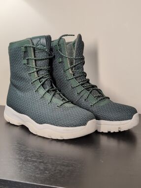 Jordan Future Boot Waterproof Groove Green Size 11 854554-300